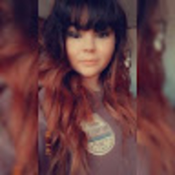 Meet your Posher, Dawnessa - Picture 1 of 1